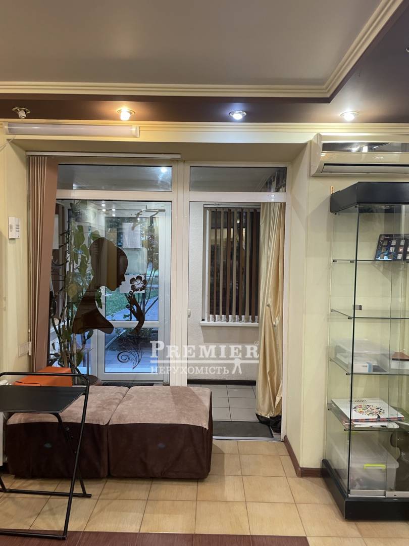 Продается Салон красоты (парикмахерская), Ойстраха Давида (Затонского) ул., г.Одесса изображение 1