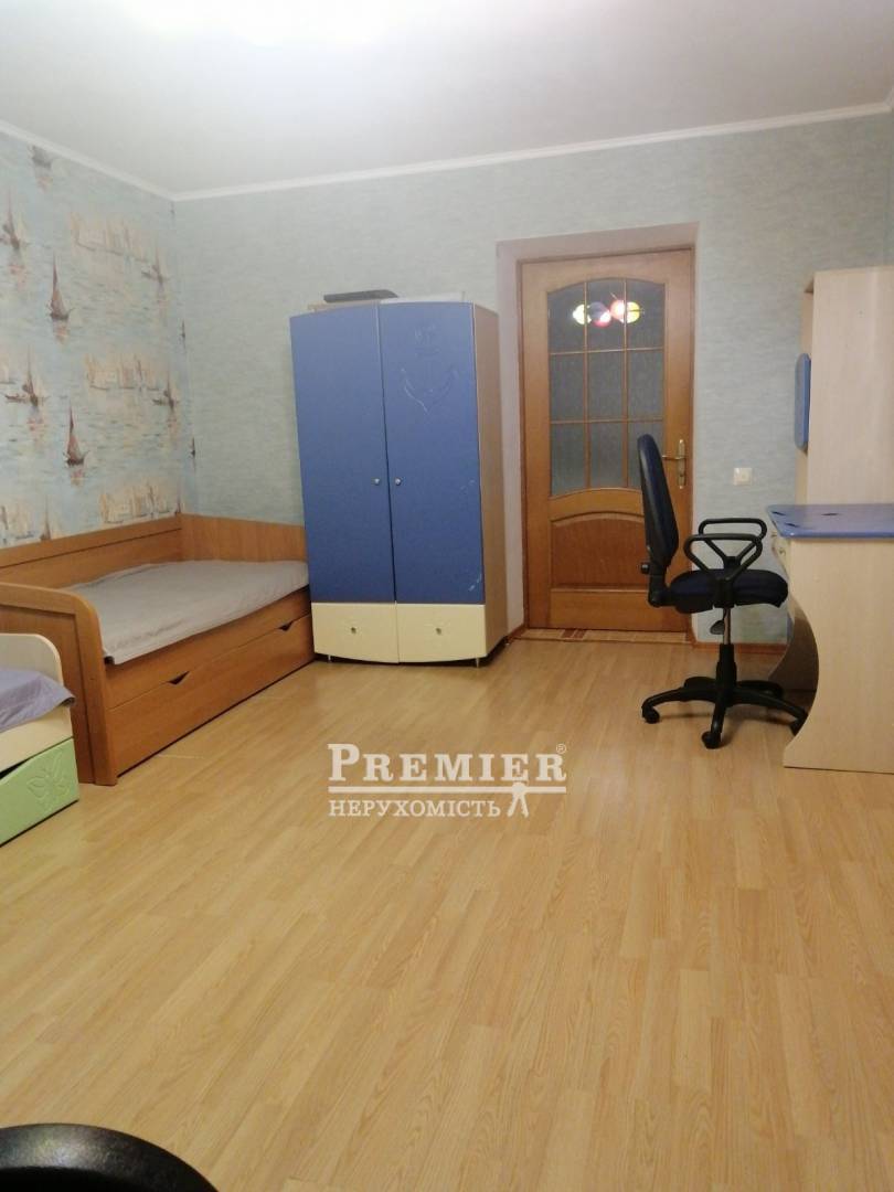 Продается 2-комнатная квартира, Студенческая ул., Молодёжное изображение 3