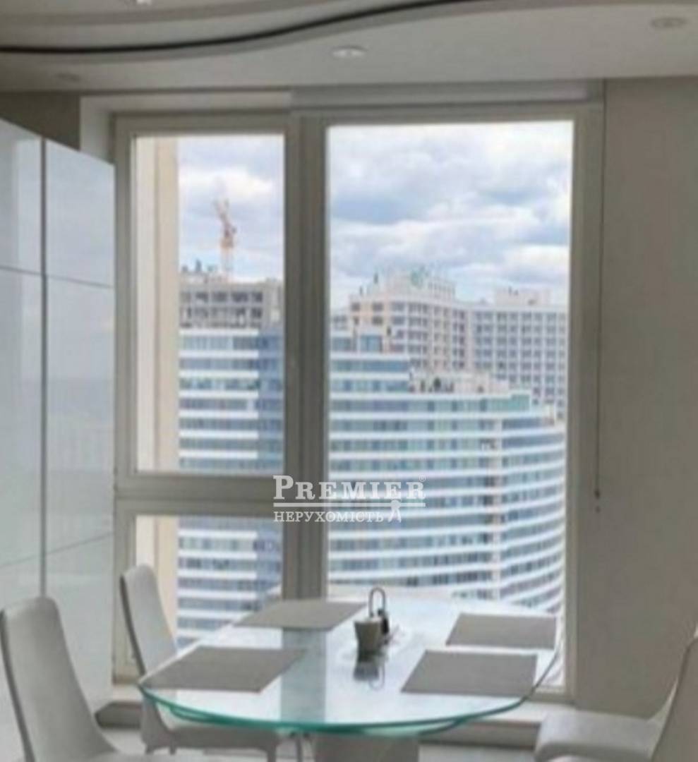 Продается 4-комнатная квартира, Литературная ул., г.Одесса изображение 3