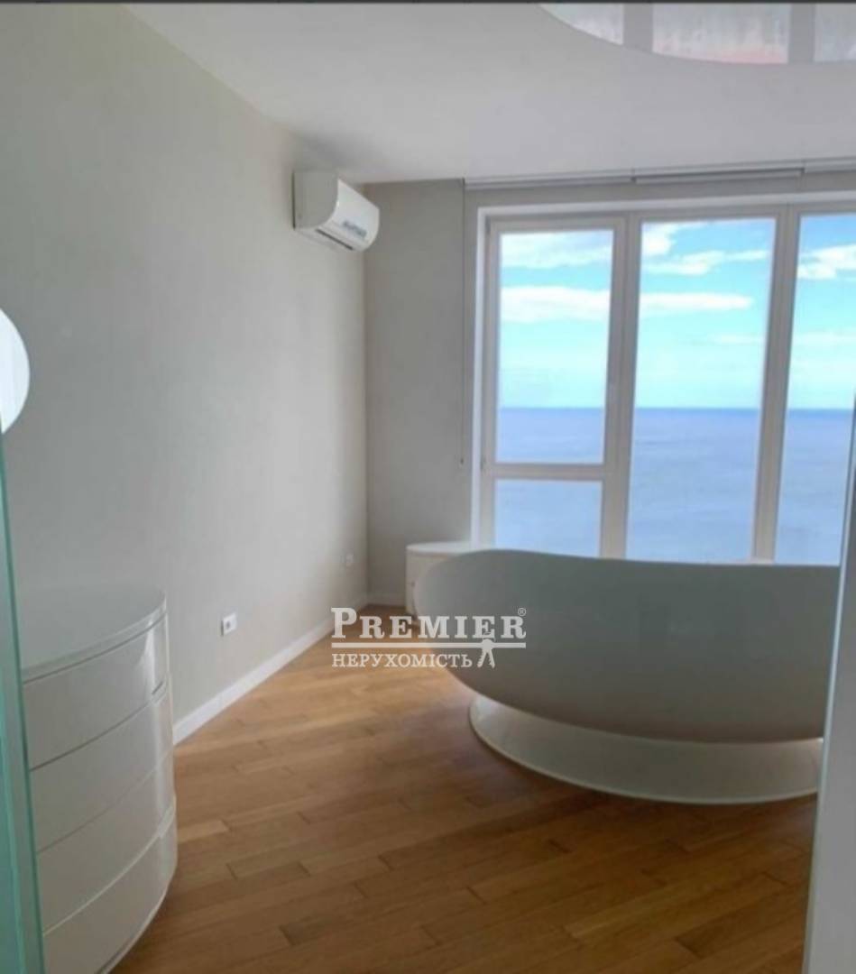 Продается 4-комнатная квартира, Литературная ул., г.Одесса изображение 8