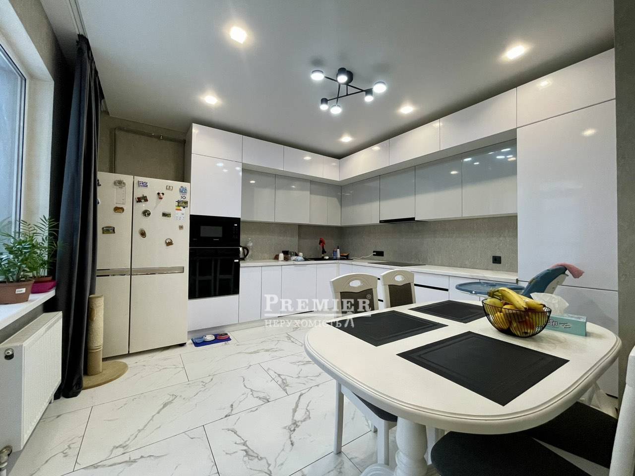 Продається 3кімнатна квартира, Будівельників вул., пгт. Таїрове изображение 1