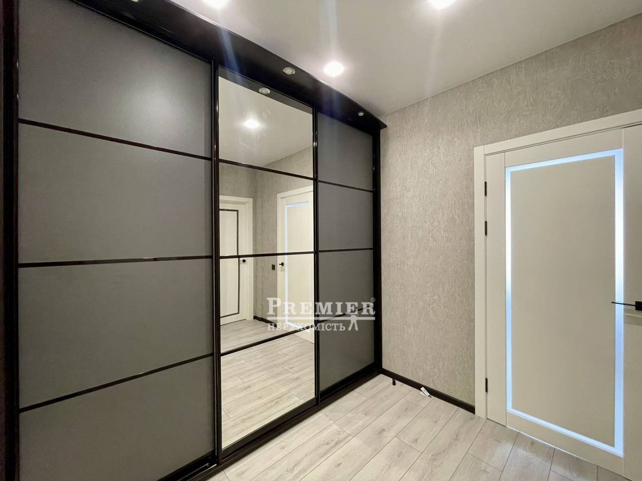 Продається 3кімнатна квартира, Будівельників вул., пгт. Таїрове изображение 11