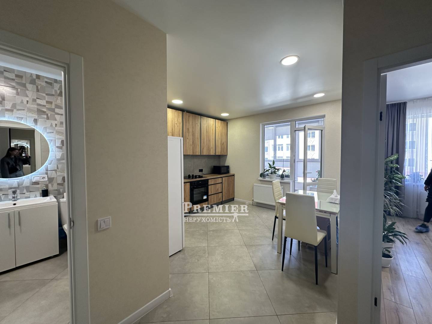 Продається 1-комн. квартира в новобудові, Будівельників вул., пгт. Таїрове изображение 8