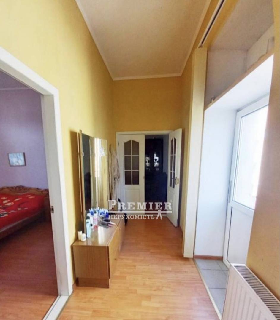 Продается 3-комнатная квартира, Базарная ул. , г.Одесса изображение 2