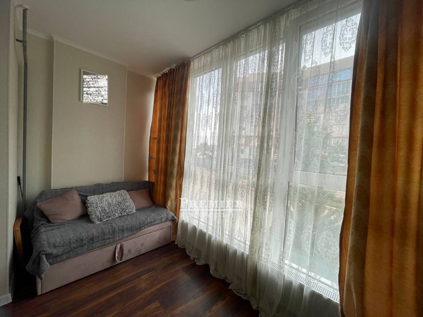 Продається 1-комн. квартира в новобудові, Будівельників вул., пгт. Таїрове изображение 4