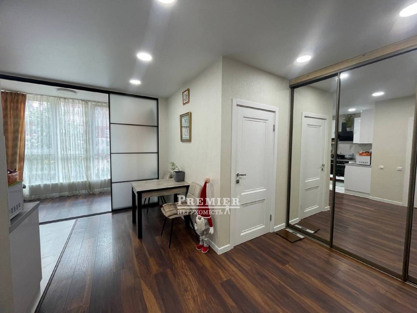 Продається 1-комн. квартира в новобудові, Будівельників вул., пгт. Таїрове изображение 8