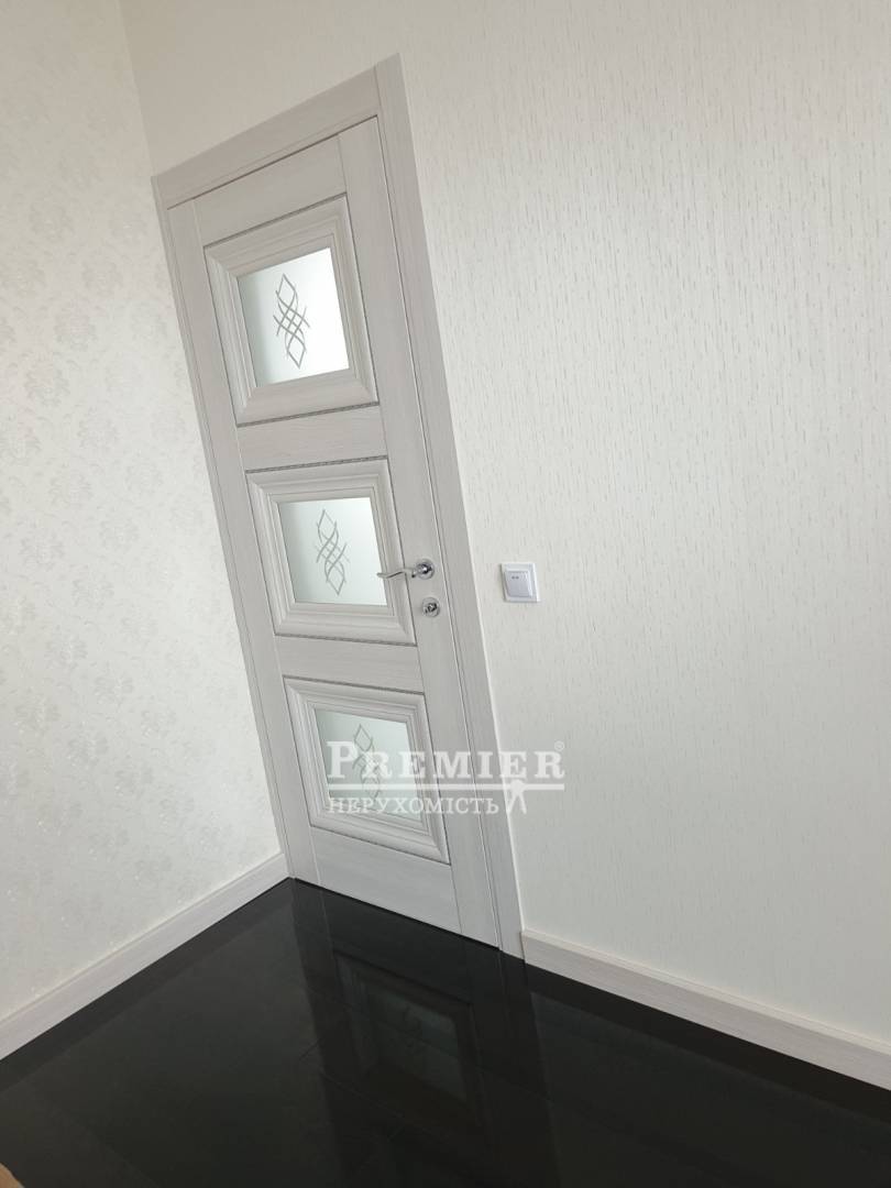 Продается 2-комнатная квартира, Радостная ул., Черноморск изображение 3