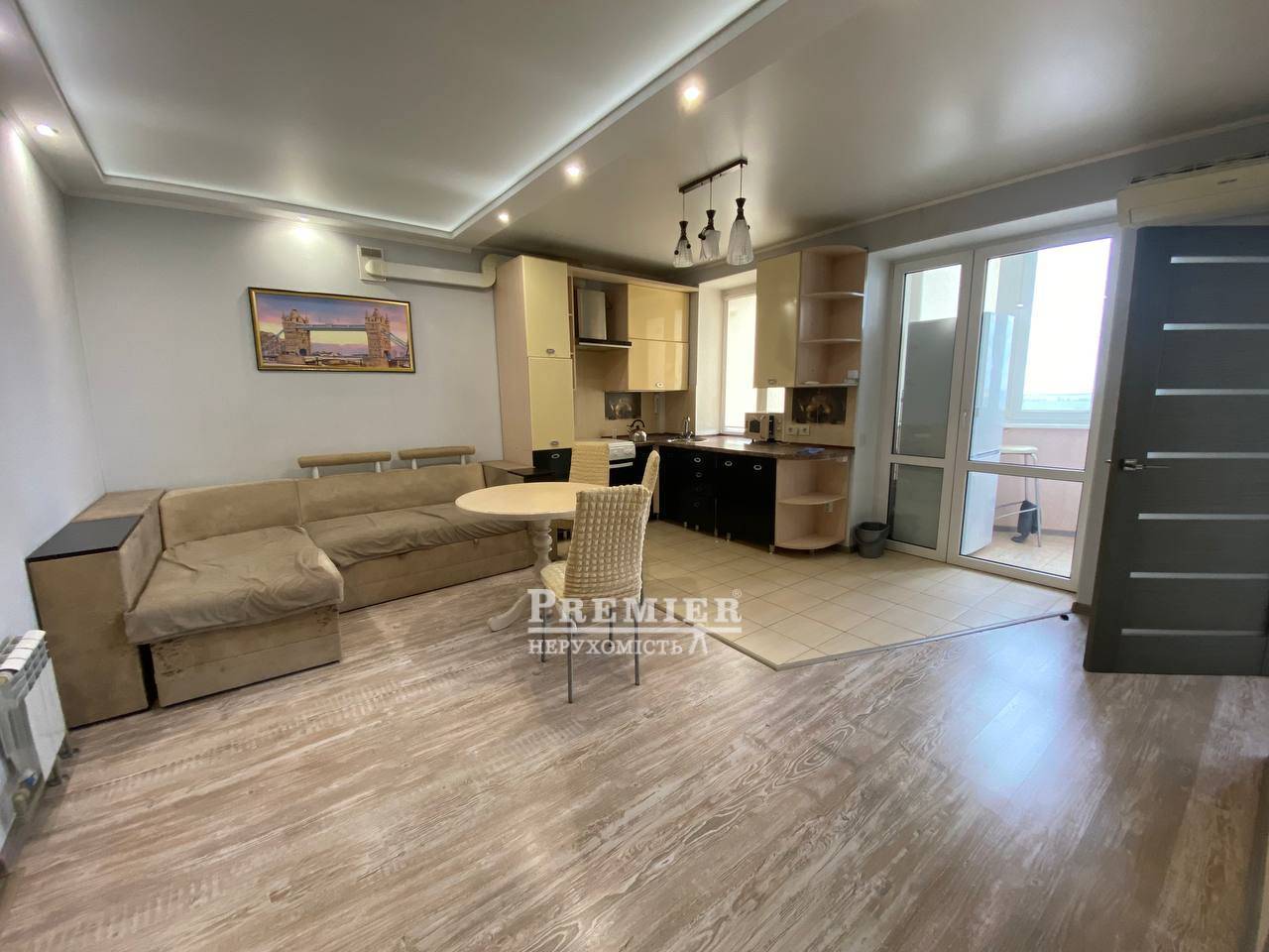 Продается 1-комнатная квартира, Иванова ул., Южный изображение 1