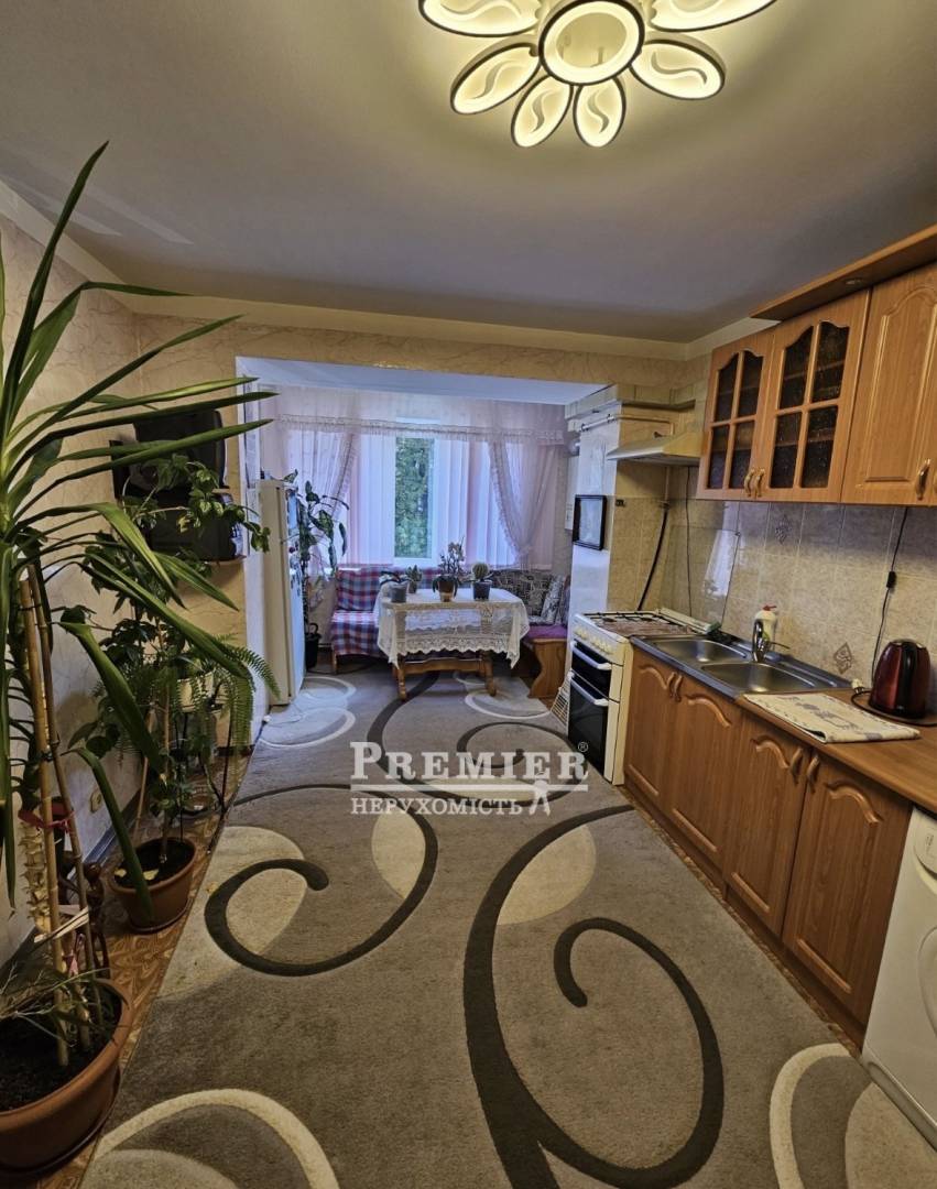 Продается 2-комнатная квартира, Парковая ул., г.Одесса изображение 1