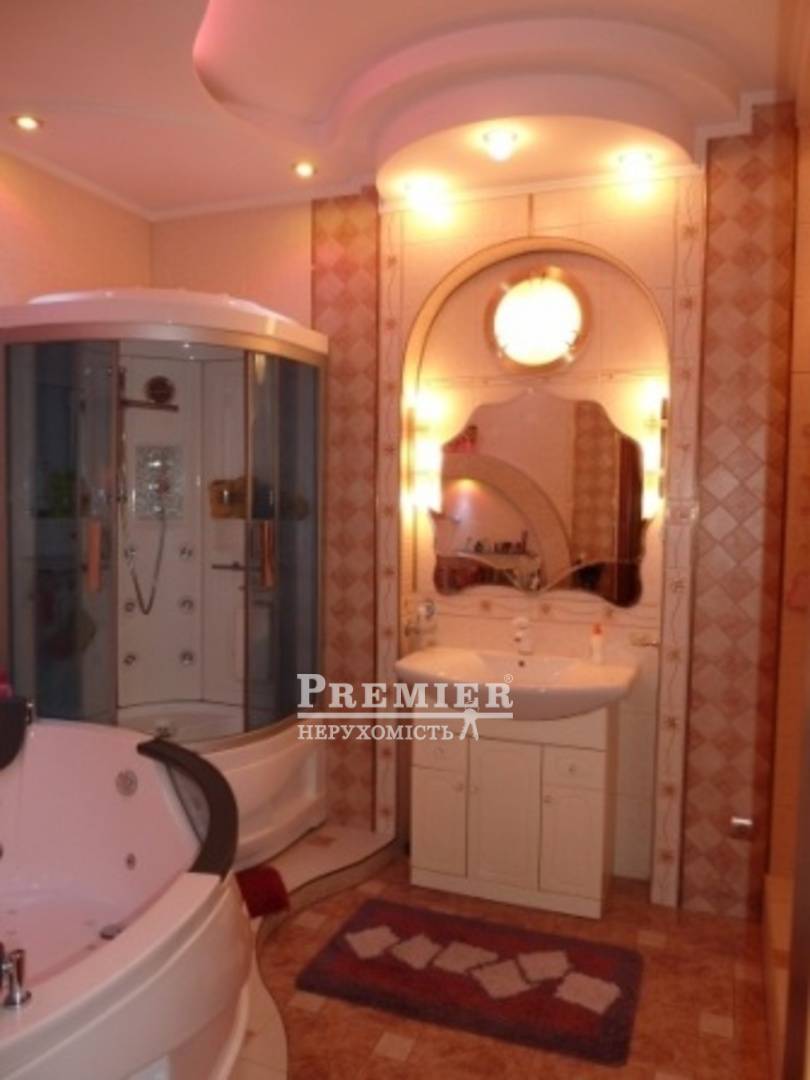 Продается 3-комнатная квартира, Тополевая ул., г.Одесса изображение 4