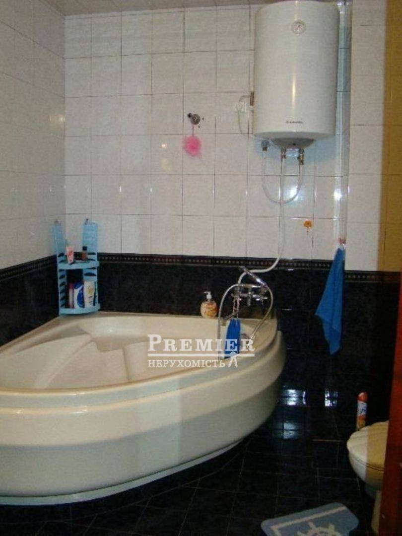 Продается 4-комнатная квартира, Парусная (Героев Сталинграда) ул., Черноморск изображение 8