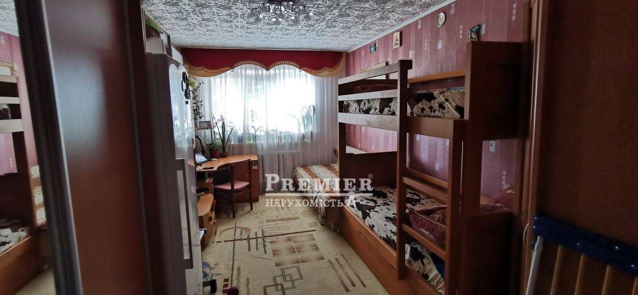 Продается Комнаты в коммуне, Студенческая ул., Молодёжное изображение 1