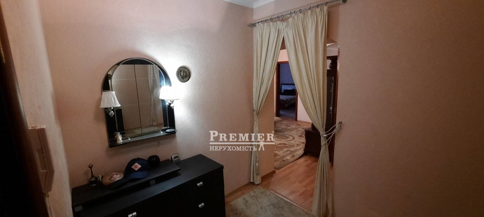 Продается 2-комнатная квартира, Парковая ул., Черноморск изображение 4