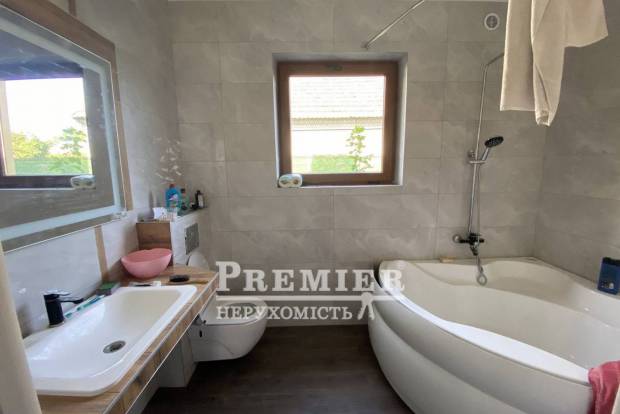 Фото об'єкта