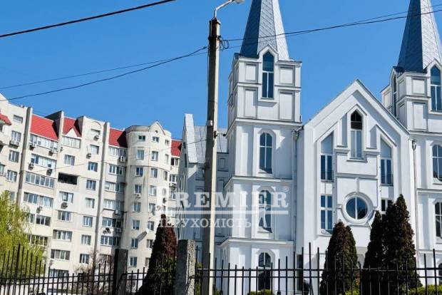 Фото об'єкта