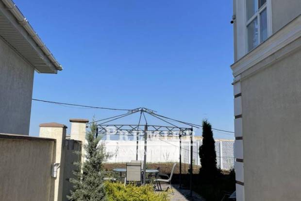 Фото об'єкта