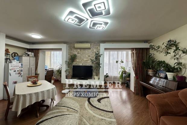 Фото об'єкта