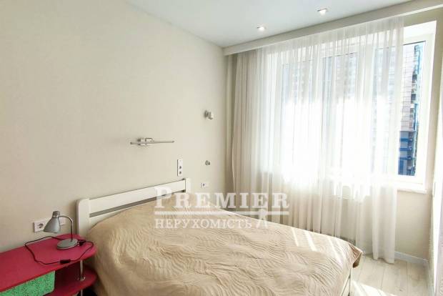 Фото об'єкта