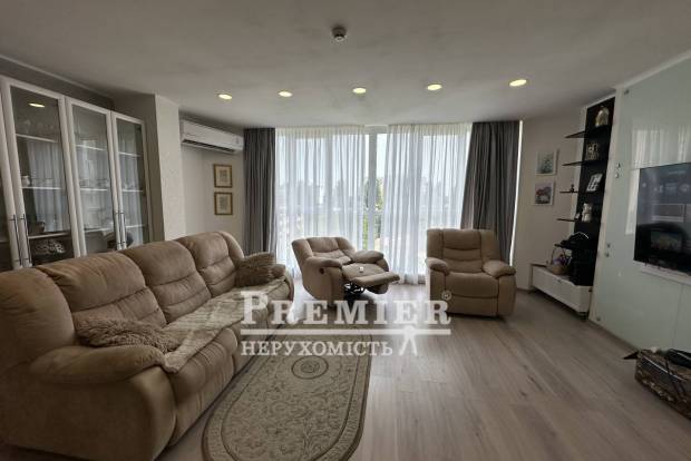 Фото об'єкта