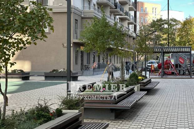 Фото об'єкта