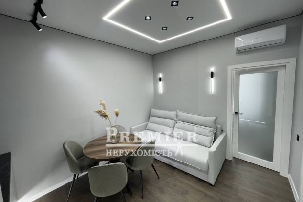 Фото об'єкта