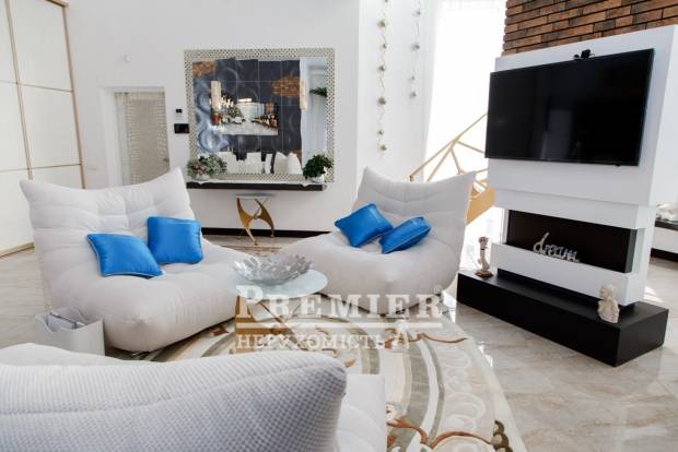 Фото об'єкта