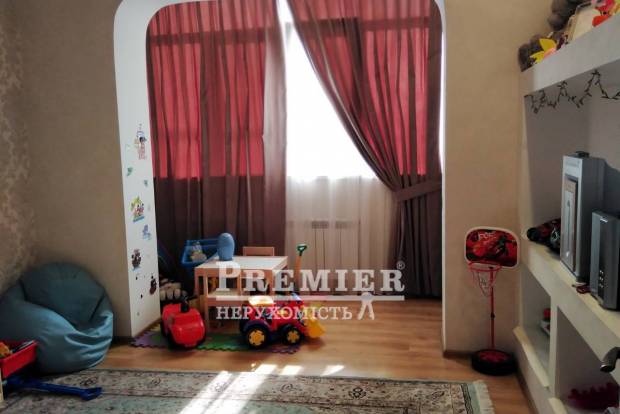 Фото об'єкта